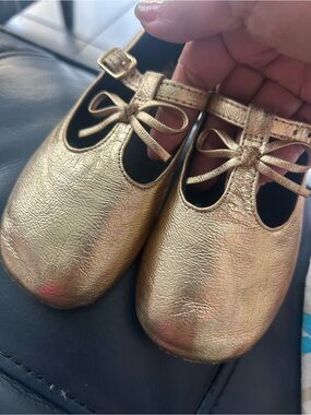 Zara Gold Metallic Toddler Mary Jane Shoes with Bow Strap